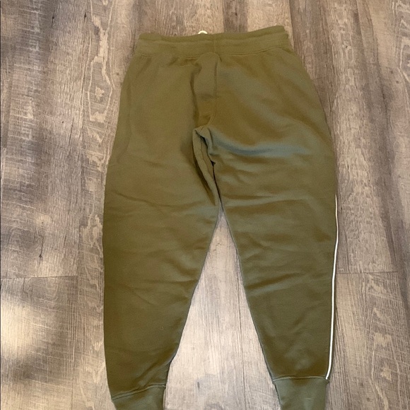 Cotopaxi joggers with zipper pockets (M) - Picture 5 of 5
